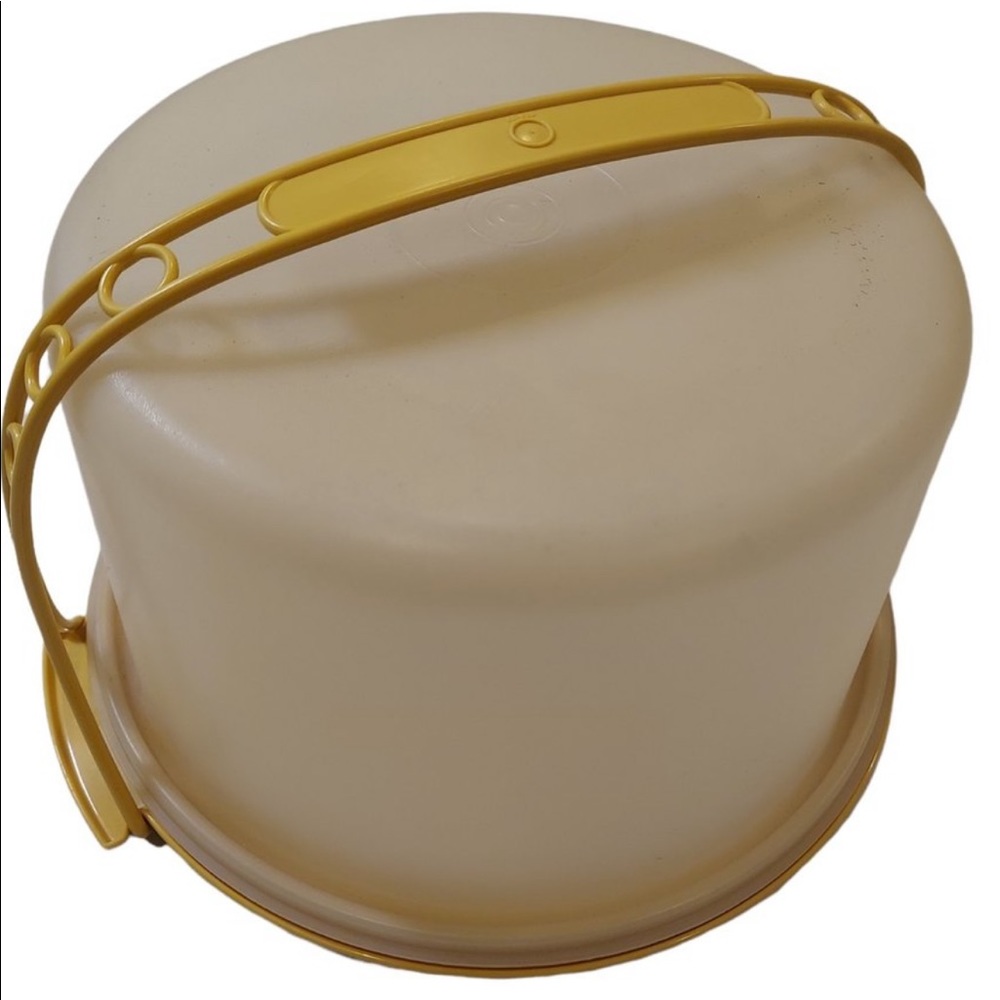 Vintage Tupperware Round Cake Holder with Gold Base and matching gold Handle